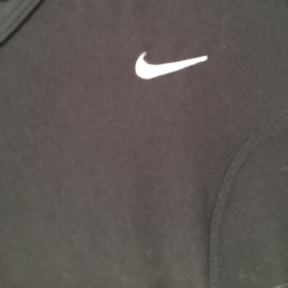 Nike fit dry athletic top - Picture 3 of 3